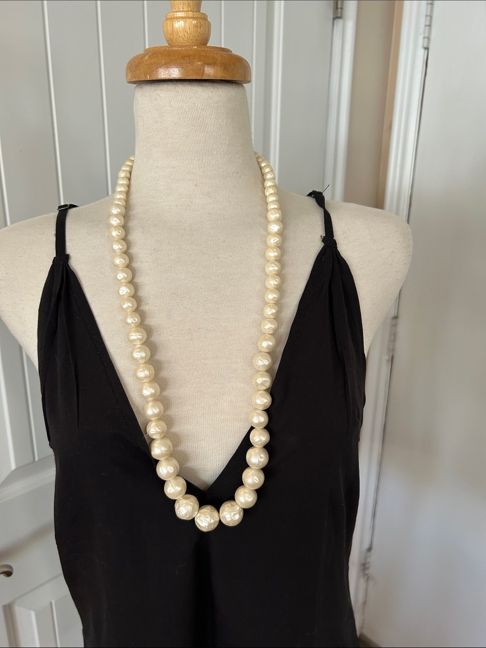 Vintage Ivory Textured Pearl Necklace